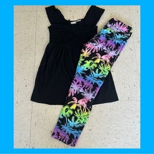 No Boundaries Women’s Top & Capris Leggings Set!